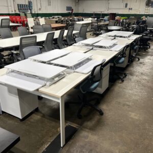 Global Six Person Workstation